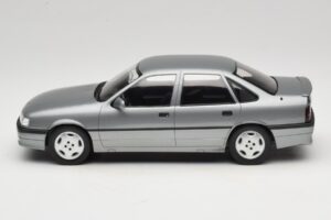 Opel Vectra A 2000 16V Temno Siv MCG 1:18 MCG18462 Kovina – slika 3 od 6