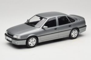 Opel Vectra A 2000 16V Temno Siv MCG 1:18 MCG18462 Kovina