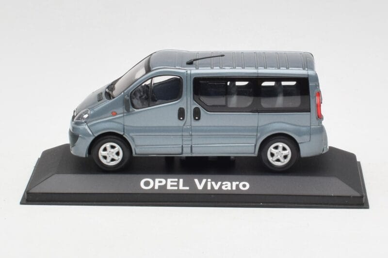 Opel Vivaro A Sivomodra Minichamps 1:43 VIVARO001 Kovina