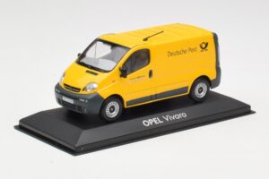 Opel Vivaro A Deutsche Post Minichamps 1:43 430040562 Kovina – slika 2 od 4