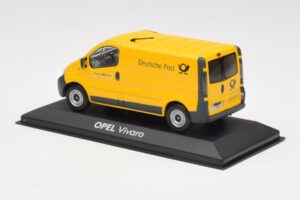 Opel Vivaro A Deutsche Post Minichamps 1:43 430040562 Kovina – slika 3 od 4