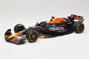 Red Bull Racing RB20 #1 M. Verstappen Winner China GP 2024 Minichamps 1:18 110240501 Kovina