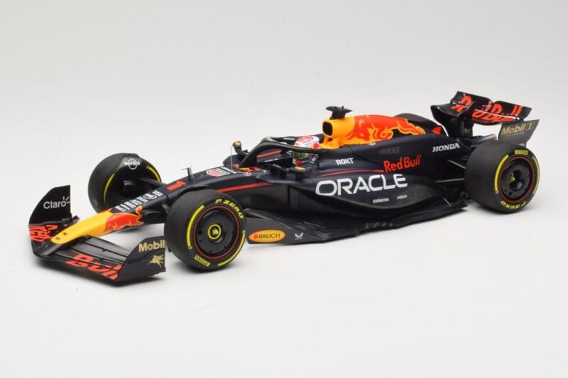 Red Bull Racing RB20 #1 M. Verstappen Winner China GP 2024 Minichamps 1:18 110240501 Kovina