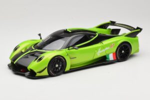 Pagani Huayra R Zelena LCD 1:18 LCD18012-GR Kovina