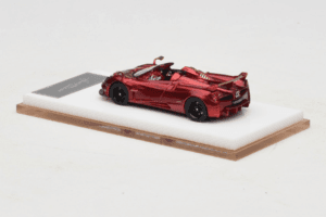 Pagani Huayra Roadster Tricolore Rdeč Henson & Heaven 1:64 PHRTR01 Kovina – slika 5 od 7