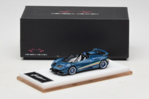 Pagani Huayra Tricolore Roadster Modra Henson & Heaven 1:64 PHTRB01 Smola – slika 8 od 8