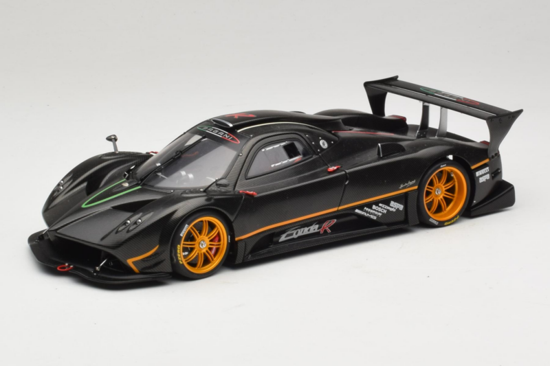 Pagani Zonda R Revolucion Carbon Fiber AUTOart 1:18 78261 Kovina