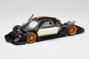 Pagani Zonda R Revolucion Bel AUTOart 1:18 78262 Kovina – slika 2 od 8