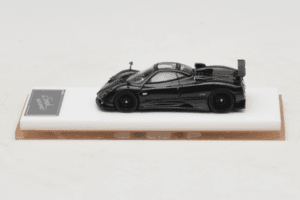 Pagani Zonda Tricolore Exposed Carbon Henson & Heaven 1:64 PZTEC01 Kovina