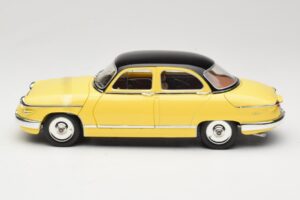 Panhard PL17 Rumena Solido 1:18 8173 Kovina – slika 4 od 8
