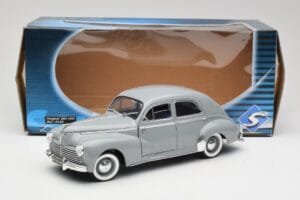 Peugeot 203 Gris Clair Solido 1:18 8145 Kovina – slika 8 od 8