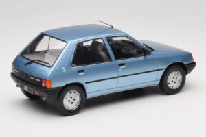 Peugeot 205 Moder MCG 1:18 MCG18491 Kovina – slika 2 od 6