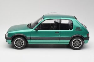 Peugeot 205 GTI Griffe Otto 1:12 G017 Smola – slika 3 od 6