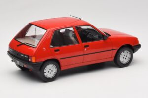 Peugeot 205 Rdeč MCG 1:18 MCG18492 Kovina – slika 2 od 6