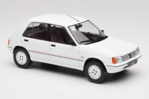 Peugeot 205 Bel MCG 1:18 MCG18493 Kovina – slika 4 od 6