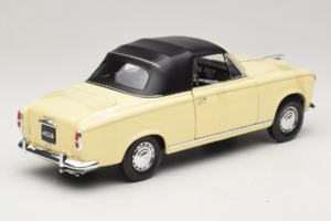 Peugeot 403 Kabriolet Bež Welly 1:18 12551HW Kovina – slika 2 od 6