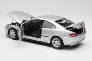 Peugeot 406 Coupe Srebrna Gate 1:18 01024 Kovina – slika 5 od 8