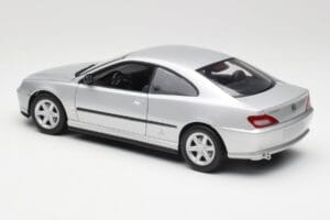 Peugeot 406 Coupe Srebrna Gate 1:18 01024 Kovina – slika 7 od 8