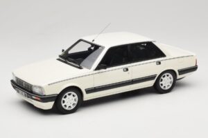 Peugeot 505 V6 White Meije Otto 1:18 OT1297 Smola