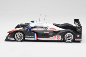 Peugeot 908 HDi LMP1 #8 S. Sarrazin / P. Lamy / S. Bourdais 24 Hours of Le Mans 2nd 2007 Minichamps 1:18 150071208 Kovina – slika 3 od 6