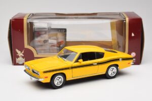 Plymouth Barracuda Rumen Road Legends 1:18 92178 Kovina – slika 8 od 8