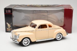 Plymouth Coupe Bež Road Signature 1:18 92398 Kovina – slika 8 od 8