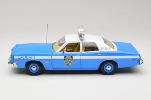 Plymouth Fury Police Pursuit New York Police Department GreenLight 1:18 19043 Kovina – slika 4 od 8