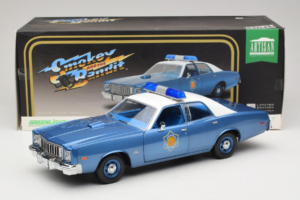 Plymouth Fury Police Pursuit Smokey and the Bandit GreenLight 1:18 19044 Kovina – slika 8 od 8