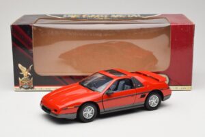 Pontiac Fiero GT Rdeč Road Signature 1:18 92588 Kovina – slika 8 od 8