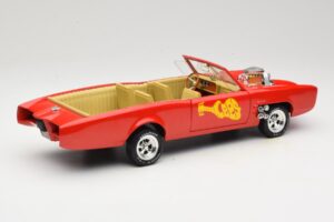 Pontiac GTO Monkeemobile Rdeč ERTL 1:18 33150 Kovina – slika 3 od 8