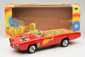 Pontiac GTO Monkeemobile Rdeč ERTL 1:18 33150 Kovina – slika 8 od 8