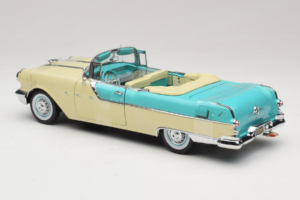 Pontiac Star Chief I Love Lucy Nautilus Blue Bel Sun Star 1:18 5057 Kovina – slika 6 od 7
