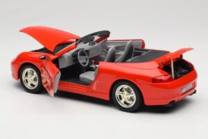Porsche 911 996 Kabriolet Rdeč Mira 1:18 6930 Kovina – slika 5 od 8