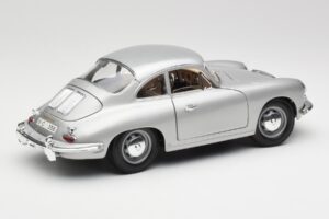 Porsche 356B Srebrn Bburago 1:18 3021-M1 Kovina – slika 3 od 8