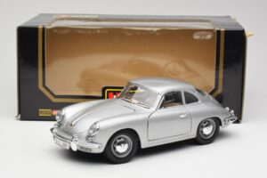 Porsche 356B Srebrn Bburago 1:18 3021-M1 Kovina – slika 8 od 8