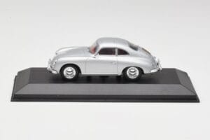 Porsche 356B Coupe Srebrna Minichamps 1:43 400064321 Kovina