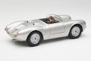 Porsche 550 A Spyder Srebrna Maisto 1:18 50314 Kovina – slika 3 od 8