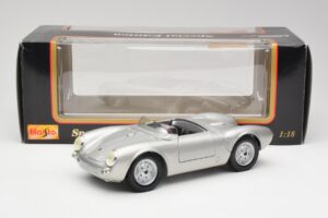 Porsche 550 A Spyder Srebrna Maisto 1:18 50314 Kovina – slika 8 od 8