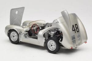 Porsche 550A Spyder #48 Sports Prototype 1955 Maisto 1:18 50341 Kovina – slika 5 od 8