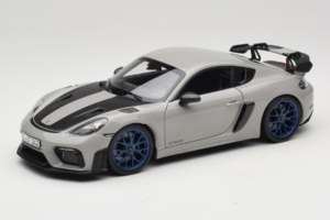 Porsche 718 Cayman 982 GT4 RS Weissach Package Chalk Norev 1:18 187253 Kovina