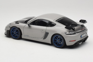 Porsche 718 Cayman 982 GT4 RS Weissach Package Chalk Norev 1:18 187253 Kovina – slika 7 od 8