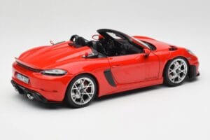 Porsche 718 Spyder RS Guards Red Norev 1:18 187271 Kovina – slika 3 od 8