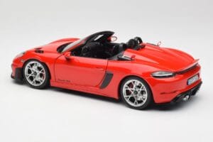 Porsche 718 Spyder RS Guards Red Norev 1:18 187271 Kovina – slika 7 od 8