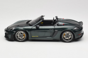 Porsche 718 Spyder RS Weissach Pack Forest Green Norev 1:18 187272 Kovina – slika 4 od 8