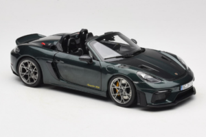 Porsche 718 Spyder RS Weissach Pack Forest Green Norev 1:18 187272 Kovina – slika 6 od 8