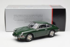 Porsche 901 Zelen CMC 1:18 M-067B Kovina – slika 6 od 6