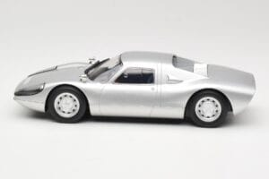 Porsche 904 GTS Norev 1:18 187440 Kovina – slika 3 od 6