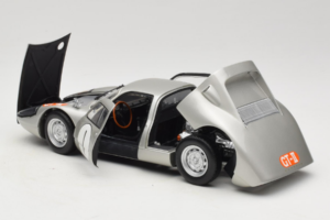 Porsche 904 GTS #1 Japan Grand Prix 1964 Minichamps 1:18 183646701 Kovina – slika 5 od 8