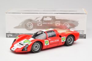 Porsche 906E BP World Record Runs Monza 1967 Minichamps 1:18 100676100 Kovina – slika 8 od 8