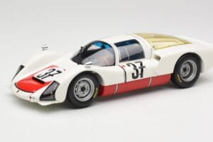 Porsche 906 K #37 V. Elford / B. Pon Porsche System 24 Hours of Le Mans 1967 Minichamps 1:18 100676137 Kovina